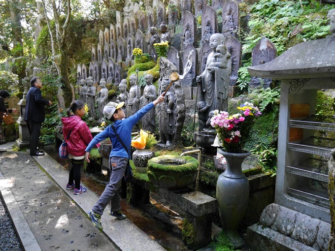 Roy and Lulu at a temple in Hiroshima.