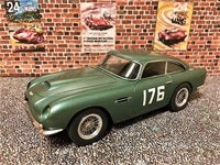 AM DB 4 7.jpg